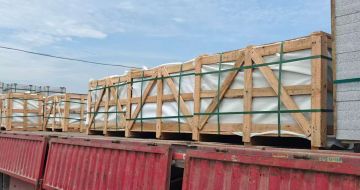 乐山 芝麻白花岗岩地铺石出口专车-泰国游