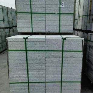 乐山 芝麻白火烧，园林广场市政工程地铺石，1.8~5.0厚均有现货