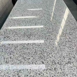 乐山 白麻花岗岩光面毛板