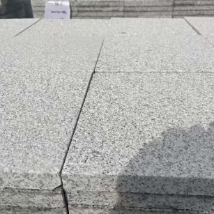 乐山 白麻花岗岩石材推荐 荔枝面地铺石