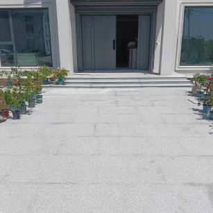 乐山 芝麻白花岗岩地铺石地面铺装