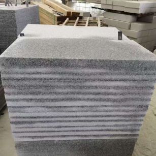 乐山 芝麻白5公分火烧地铺成品，900*400，规格可定制