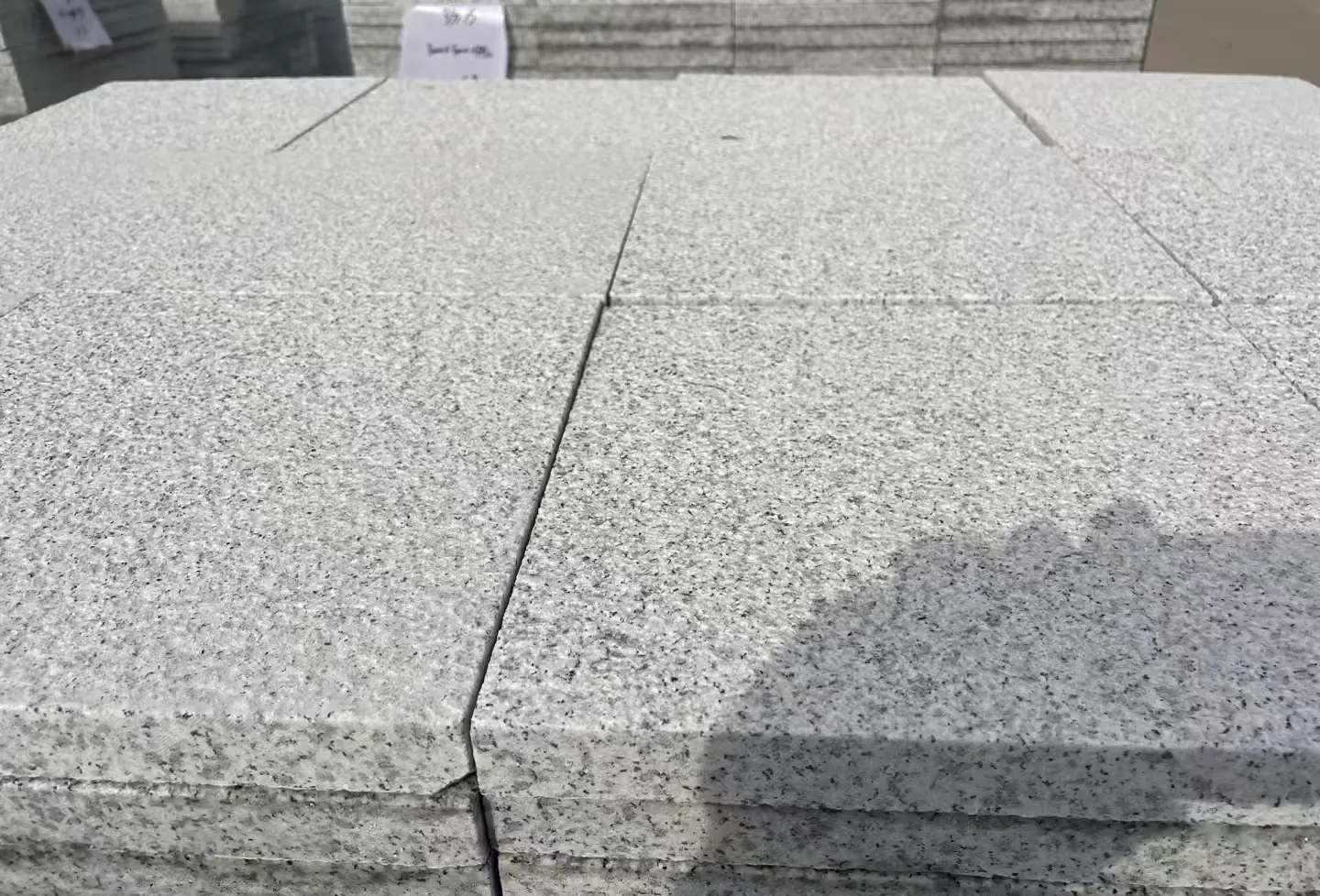 乐山 白麻花岗岩石材推荐 荔枝面地铺石