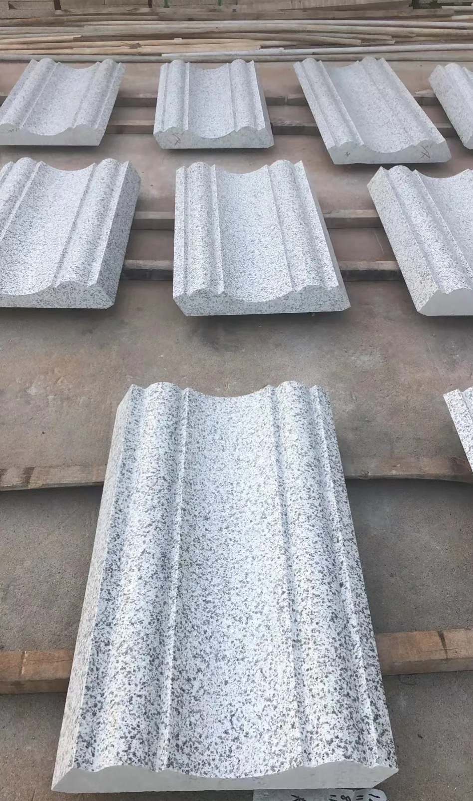 乐山 白麻花岗岩光面别墅线条