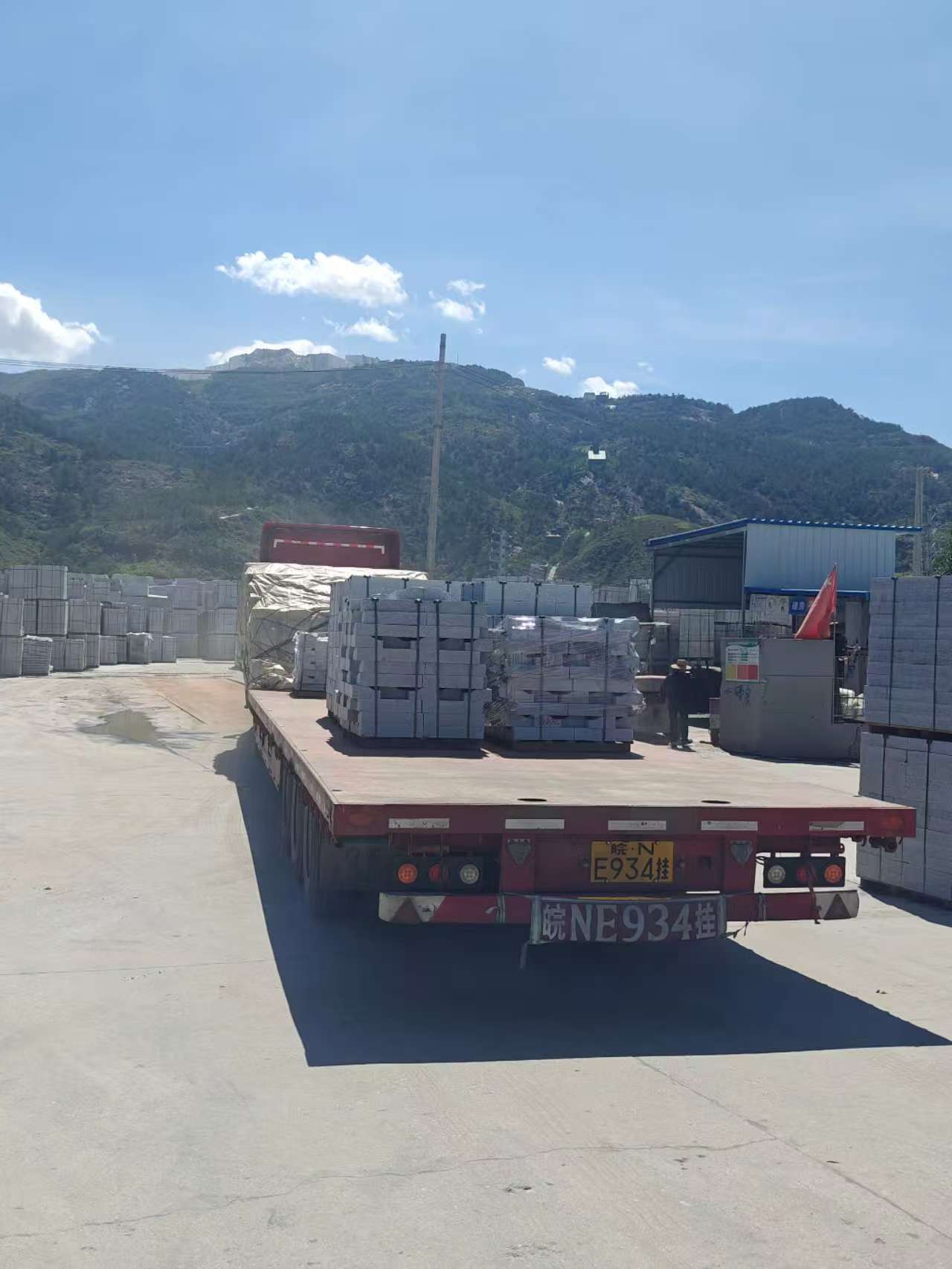 乐山 芝麻白仿形路沿石，直形路沿石