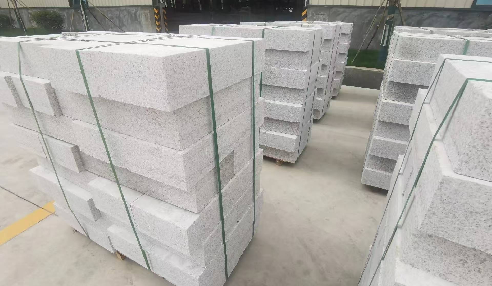 乐山 白麻花岗岩路沿石，立缘石，平缘石，路牙石，道牙石，马路牙子等