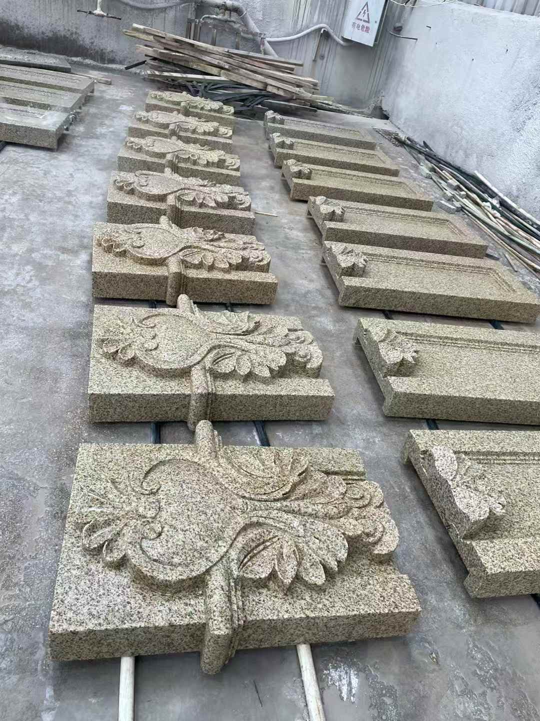 乐山 黄金麻花岗岩别墅外墙雕刻板