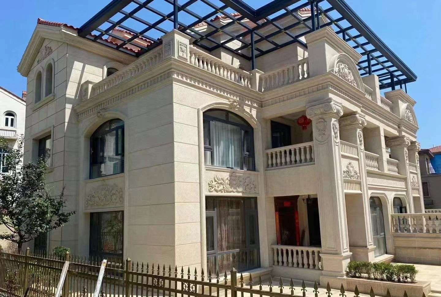 乐山 黄金麻花岗岩荔枝面别墅外墙干挂