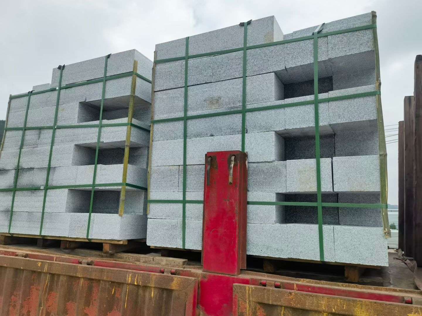 乐山 芝麻白花岗岩路沿石，平石，路侧石，马路牙子，路缘石，立缘石，平缘石等