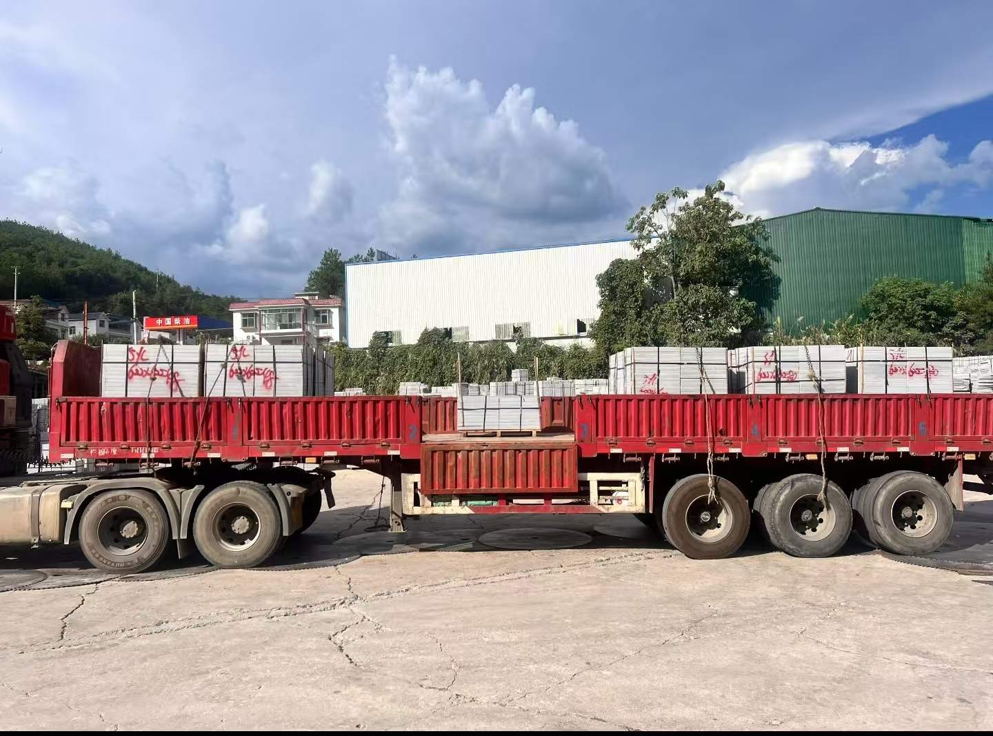 乐山 芝麻灰花岗岩地铺石出货日常