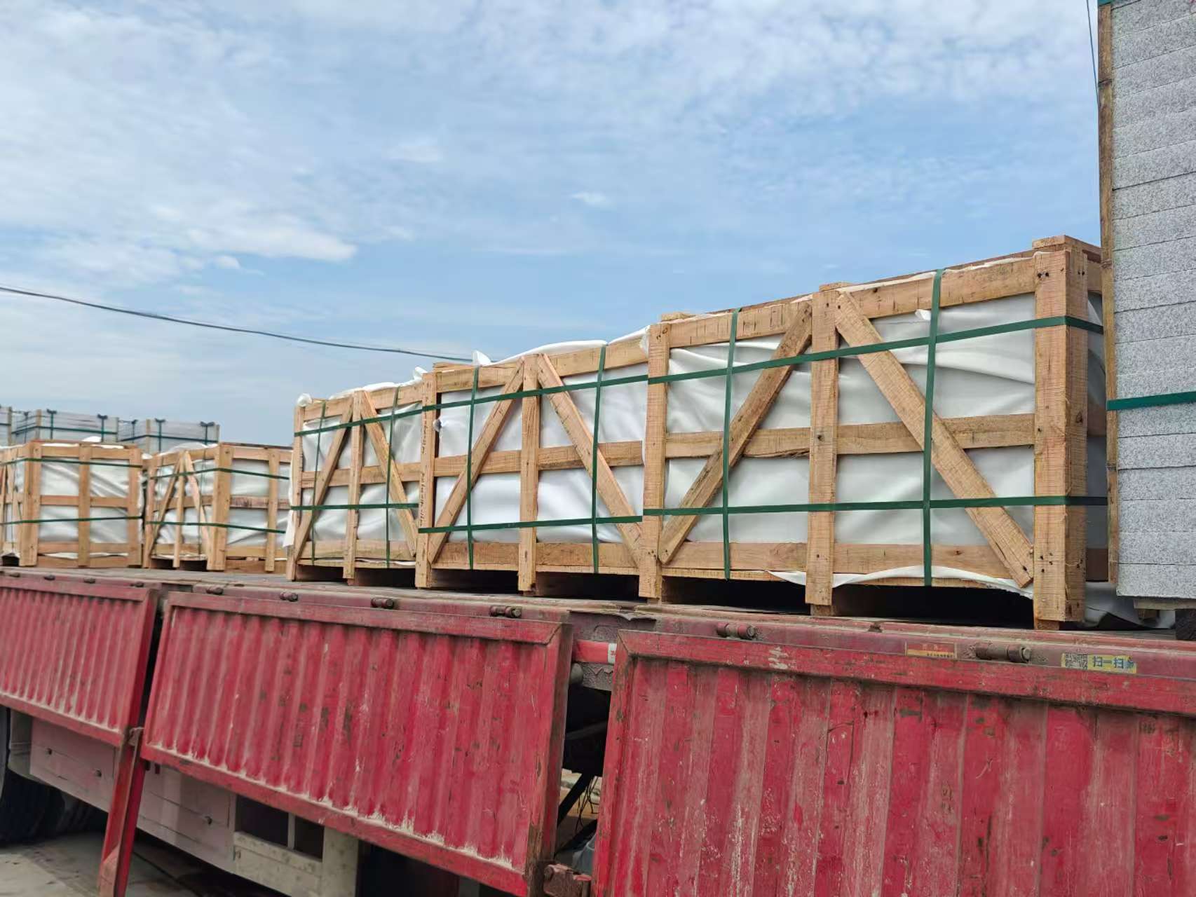 乐山 芝麻白花岗岩地铺石出口专车-泰国游